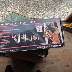 Pull Up Upper Body Machine