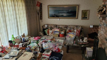 Nice nac and collectibles ESTATE sale items