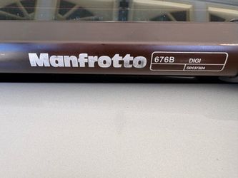 CLEAN GOOD CONDITION  MANFROTTO MONOPOD 676B