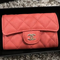 BRAND NEW AUTHENTIC CHANEL CARD HOLDER WALLET