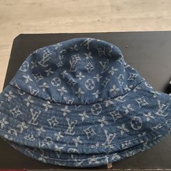 Louis Vuitton Bucket Hat 