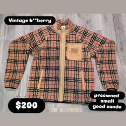Vintage Burberry jacket sz small