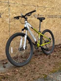 Novara Bonita 26” Mountain Bike Aluminum Frame