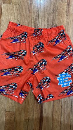 EE Shorts