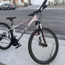 GT Women's Laguna Pro mountain bike. 