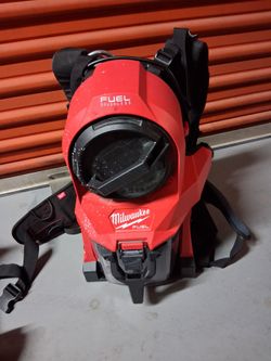 Brand new milwaukee vacuum batpack