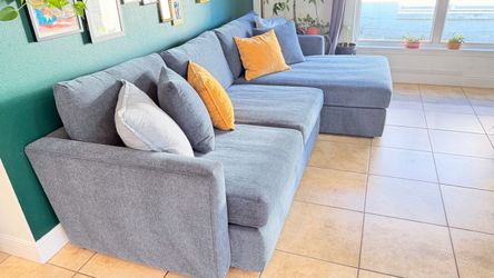 City Home Noah Blue-Gray Sectional with Chaise + 2 Matching Pillows – $1,300 OBO