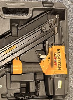 Bostitch MCN250 StrapShot Metal Connector Nailer with Case and Manual