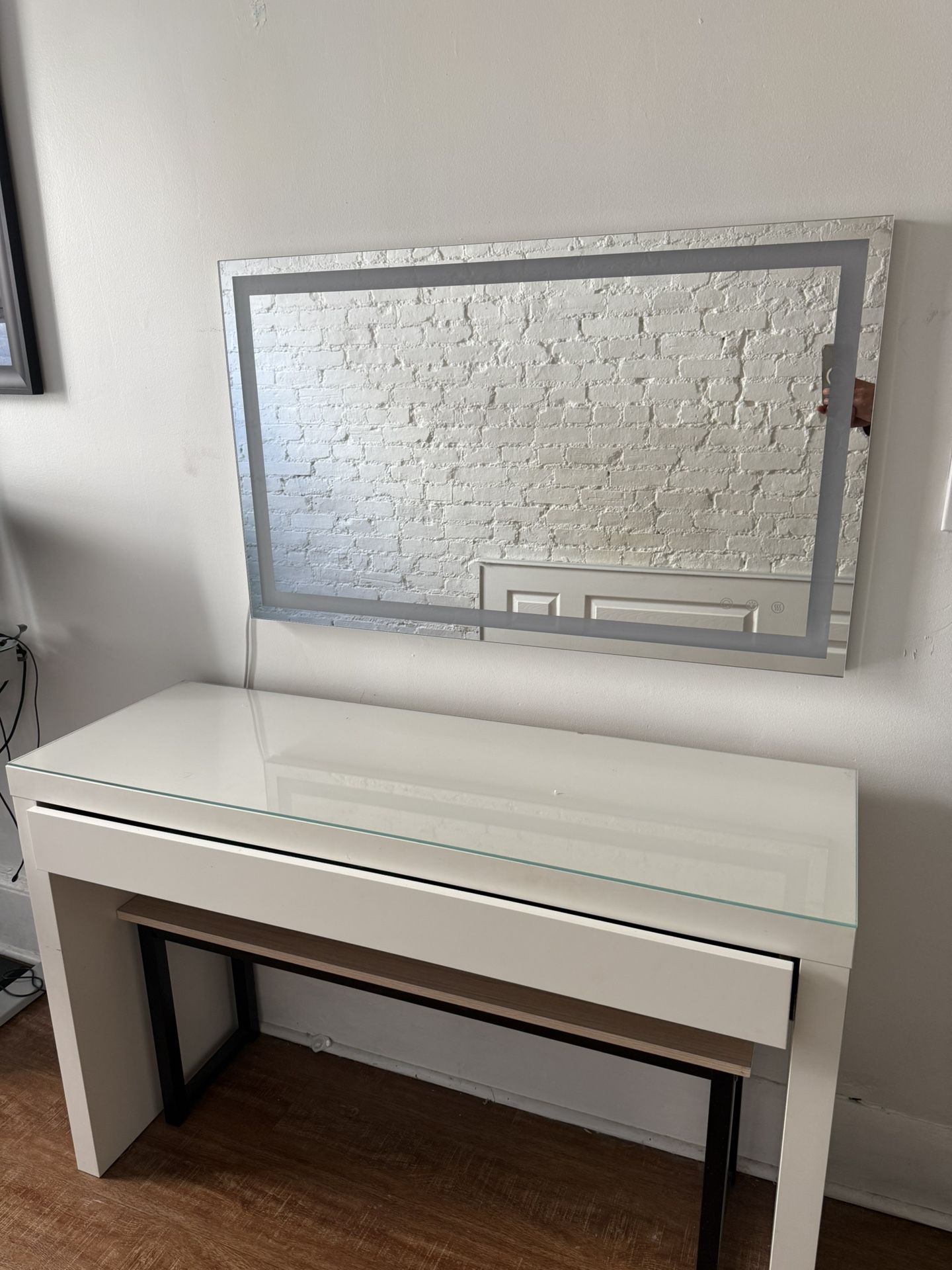 Mirror and Vanity Set