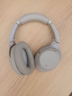 Noise Canceling Headphones Sony WH-1000XM3