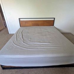 Full Size Bed With Frame| 300$