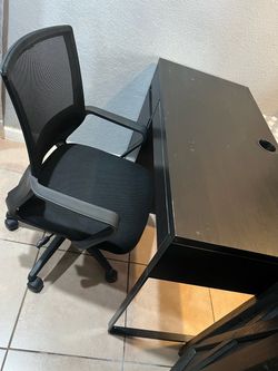 Black Desk and Office Chair Set