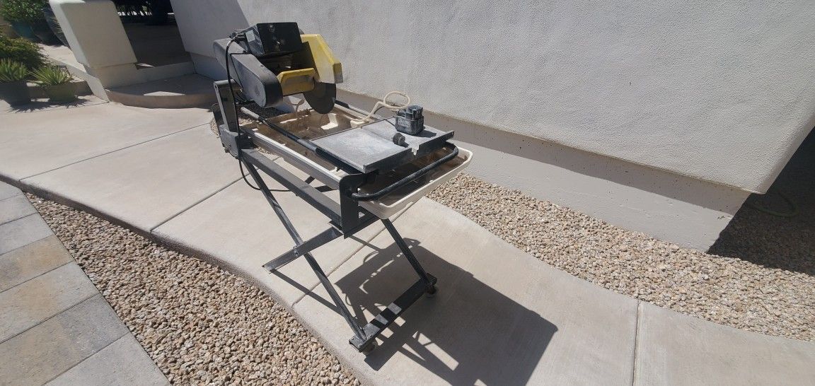 QEP 10" Professional Wet Tile Saw