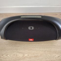 JBL Boombox 2