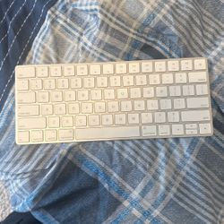 MAC Magic Keyboard
