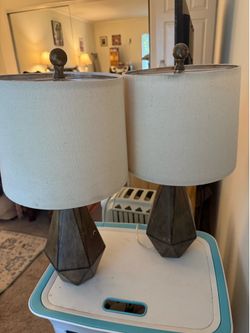 2 side table lamps