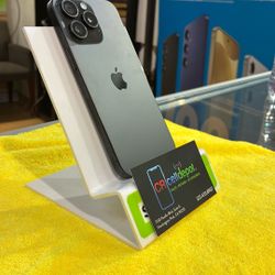 iPhone 15 Pro Max 512 GB factory unlocked for any carrier / 512 Gbliberado para cualquier compañía