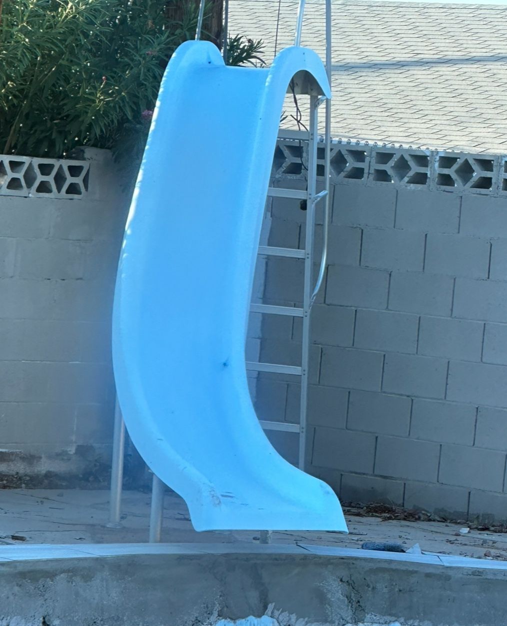 Pool Slide. 🛝
