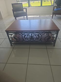 Juego de .mesa para la sala