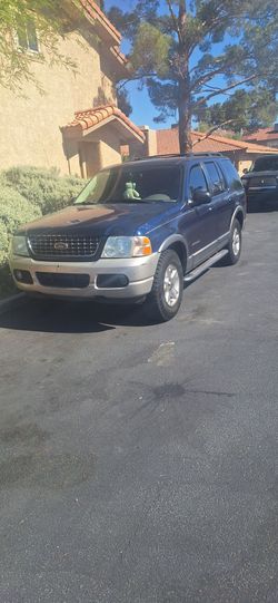 2004 Ford Explorer