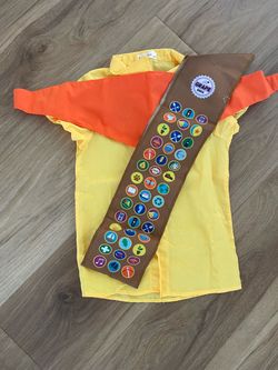 Russell costume shirt