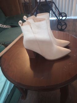 Women's cream colored leather boots, size 11
