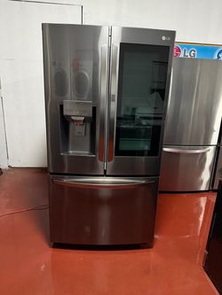 LG 3-door refrigerator with water and ice dispenser in perfect working condition. Dimensions: 35 3/4 (W) x 31 1/4 (D) x 69 (H). We offer home delivery