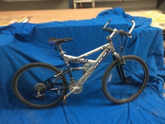 MGX  MONGOOSE  BIKE - 1999