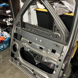 99-06 Chevy/GMC Front Doors