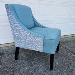 High Quality Accent Chair Bedroom or Living Room 