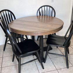 Stylish and Compact Round Dining Table & Chairs