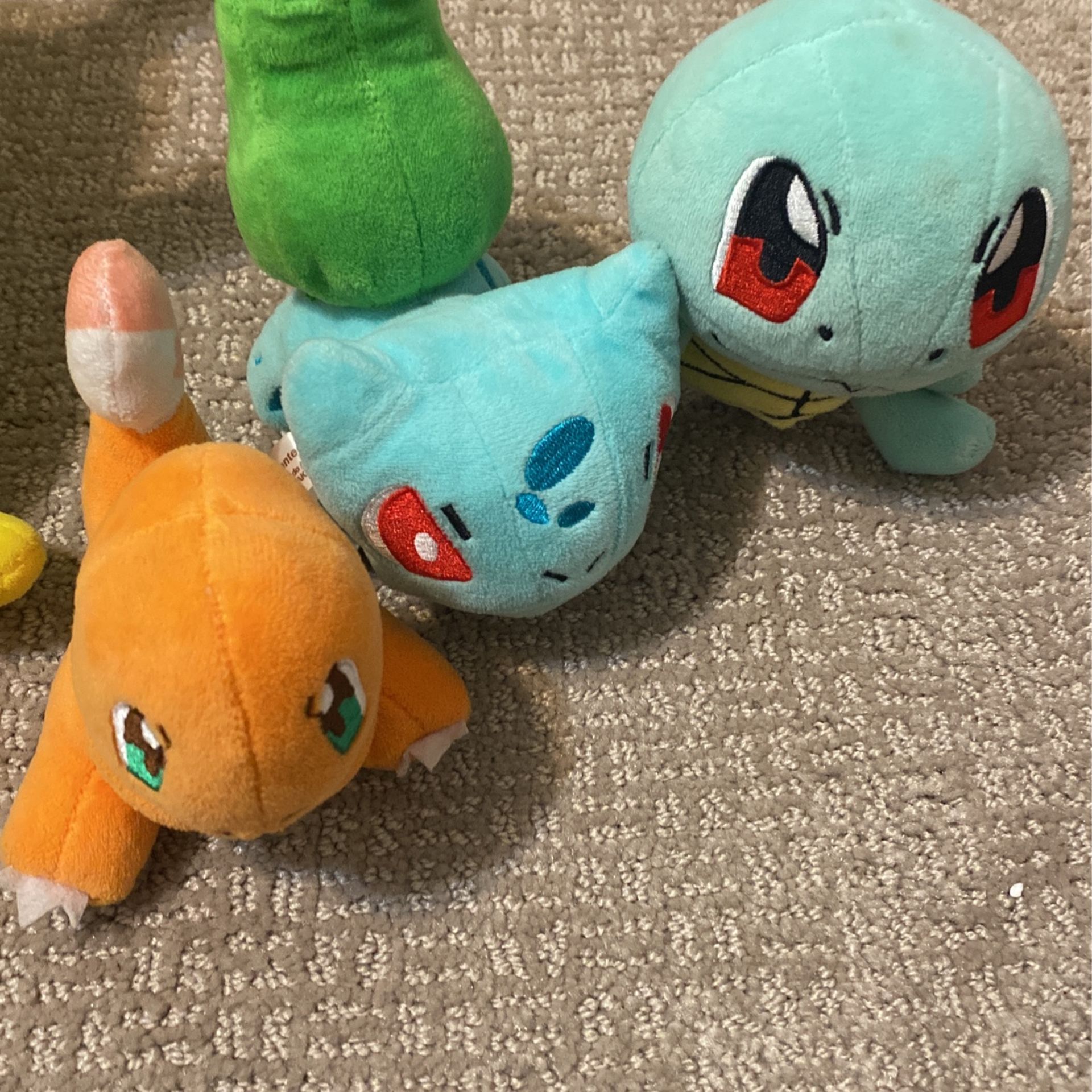 Mini Pokémon Plushies 
