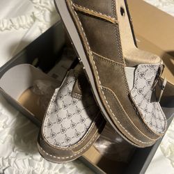 Size 10 Shoe