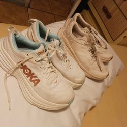 2 Hoka Size 7.5