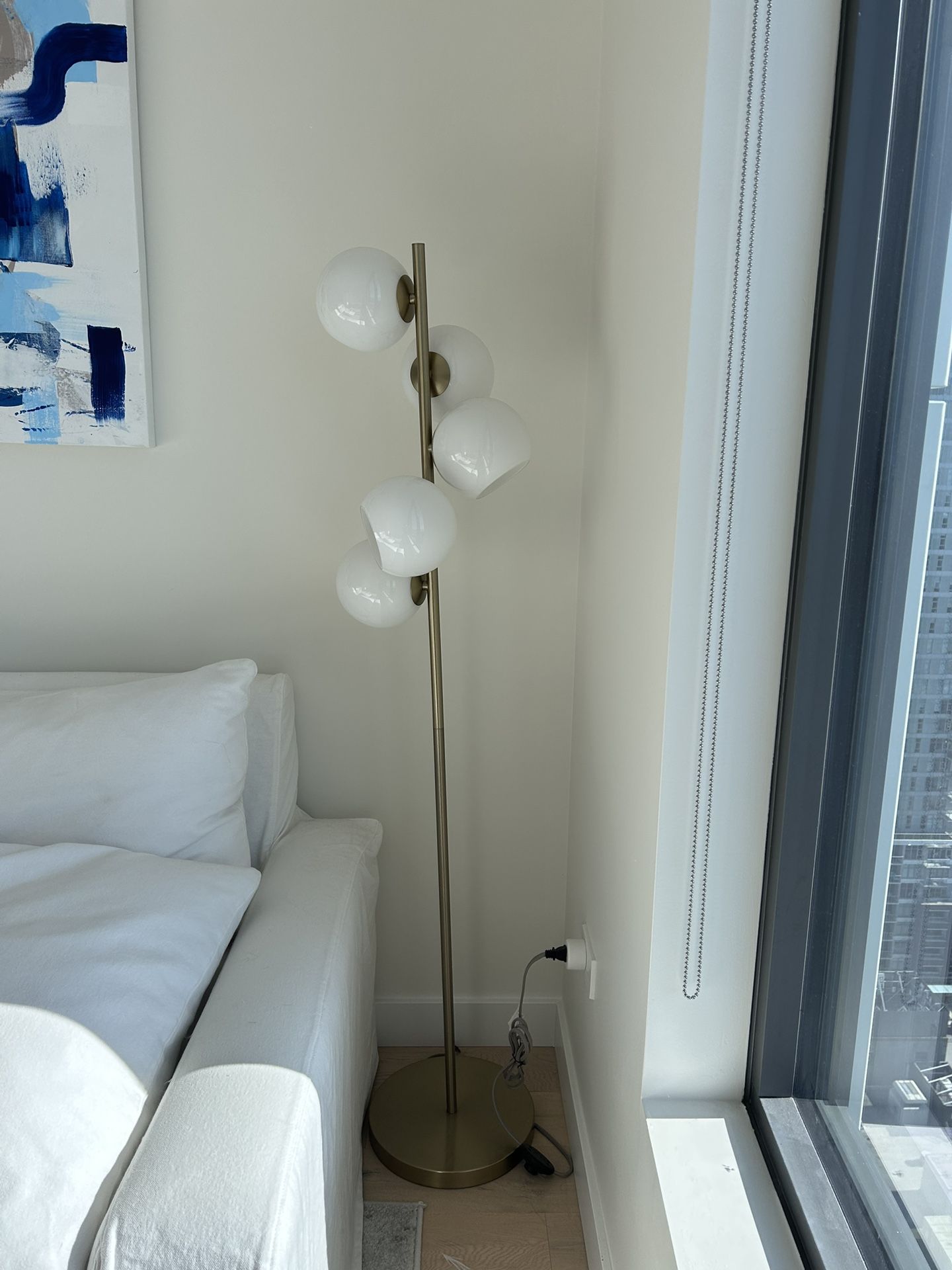 West Elm Standing Lamp With 5 Light Bubbles