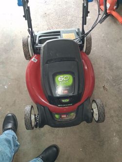 Toro 60 volt brushless self propel lawnmower