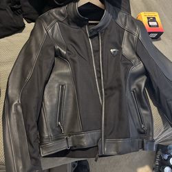 Rev’it Ignition 2 Leather/Mesh Jacket