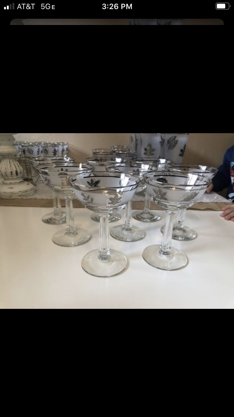 Vintage Libbey silverleaf frosted glassware (set of 8)