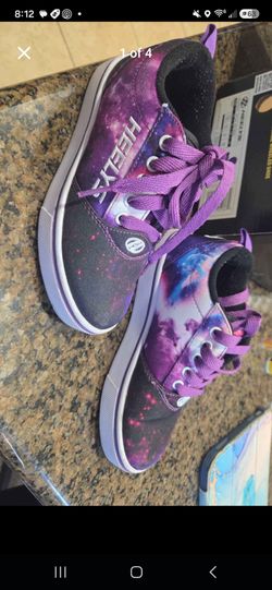 Kid shoes heelys