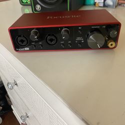 Focusrite Scarlett 2i2 (3rd Gen)