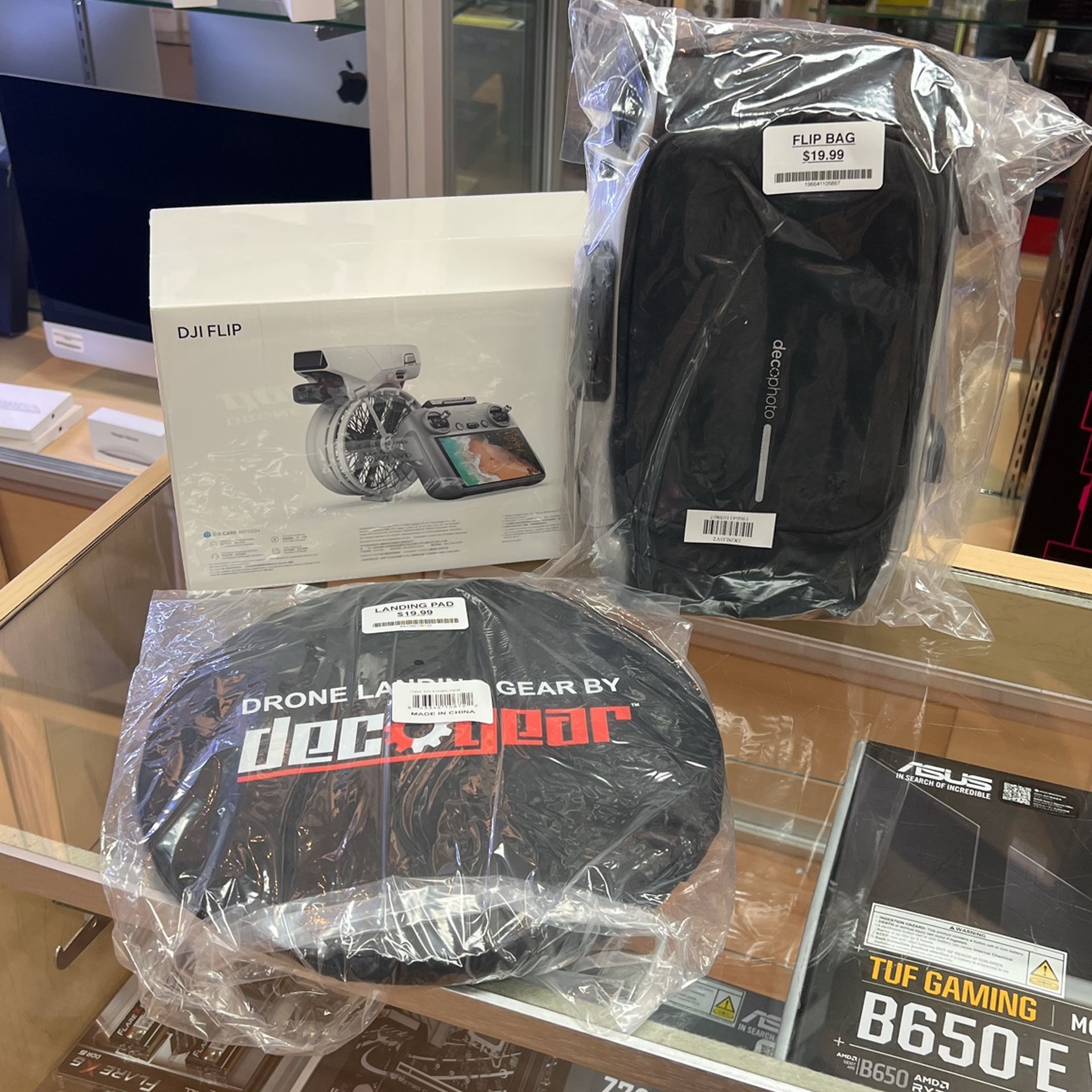 DJI Flip Fly More Combo With RC With Case And Landing Pad