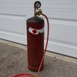 FOR SALE! TWO Acetylene Tanks plus Acetylene Torch 