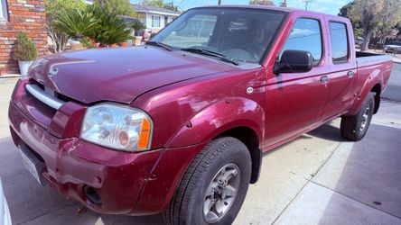 Immaculate 2004 Nissan Frontier XE V6 4x4 Low miles 100k