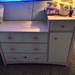 Dresser and nightstand