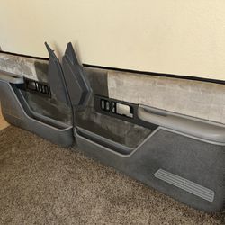 1988>>1994 CHEVY GMC GREY COLOR DOOR PANELS WITH SWITCHES