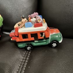 2 pieces  -Pottery clay hand mande car folk 8”  -Cartagena Pottery Clay Hand Made Car Folk Art with People Inside and Outside  2 pieces 