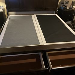 Cal King Bed With 2 Storage Drawers