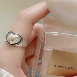 R17-  Huge Silver Heart Ring!