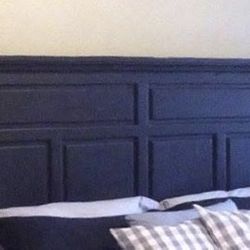 King Size Broyhill Attic Heirlooms Distressed Black Solid Wood Headboard