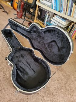 Gator Hard Case for Les Paul Body Guitars